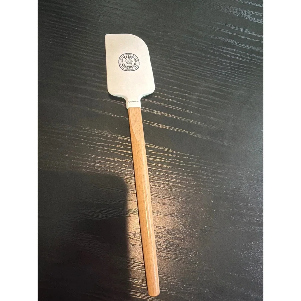 Williams Sonoma Tiny Chef Show Silicone Spatula Green Wood Handle Kitchen Tool